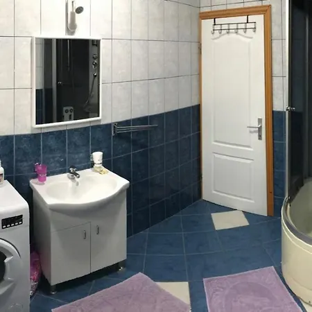 Anika Apartment
