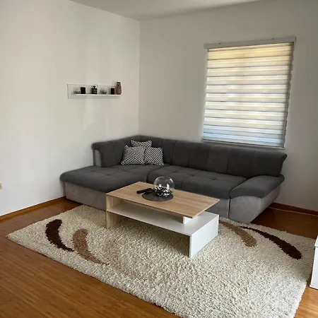Anika Apartment *