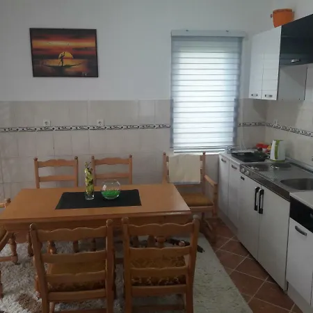 Anika * Trebinje